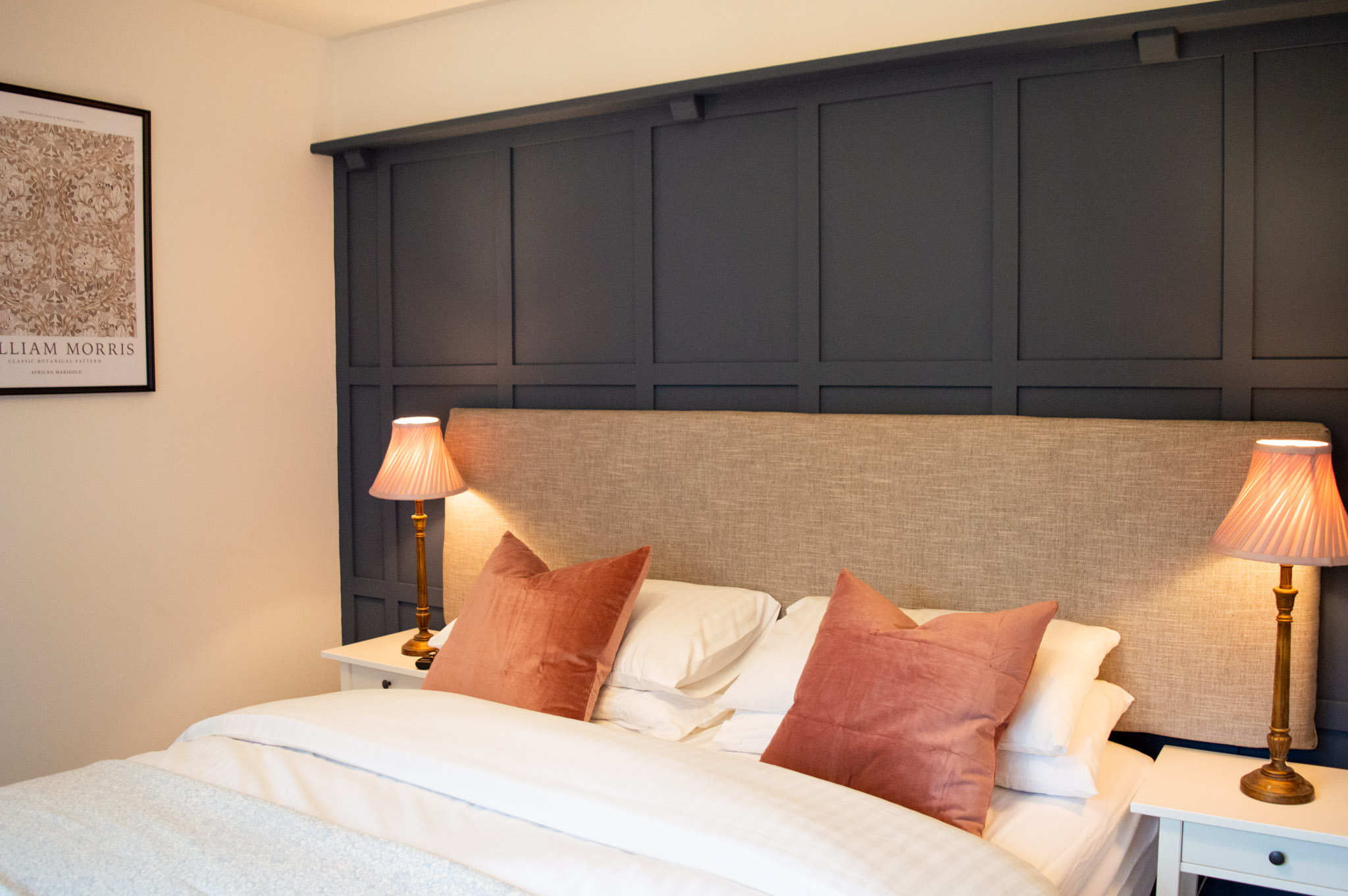 Bridge View - Self Catering Apartment, Allerford - Double room - Sleeps 4